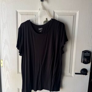 Black short sleeve